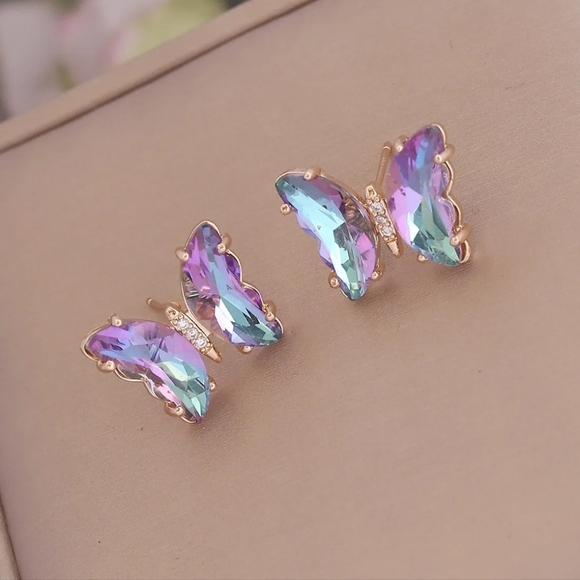 Fashion Jewelry Jewelry - Lavender Rhinestone Butterfly Earring Studs
